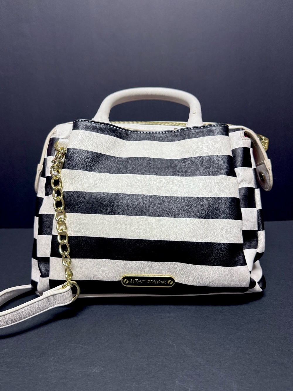 Betsey Johnson White & Black Stripe Satchel with Pink Bow Accent - Picture 2 of 10